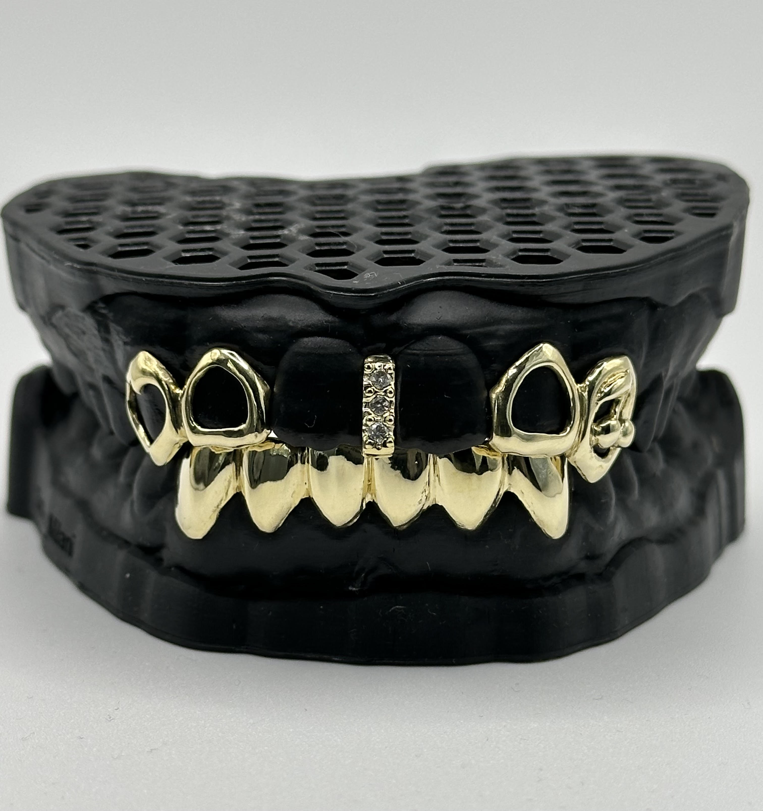 Fashion Grill - Golds